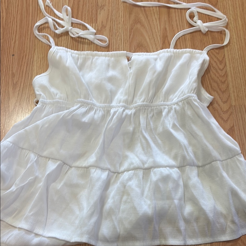 ROMWE White Tiered Tie Front Camisole